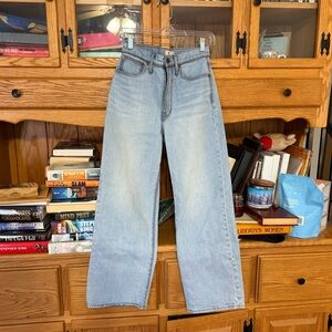 *SOLD* Light Blue Perfect Vintage Wide-Leg Crop Jeans